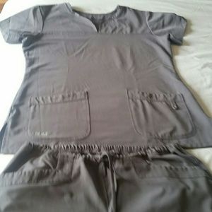 Grey's Anatomy Signiture Scrub Set